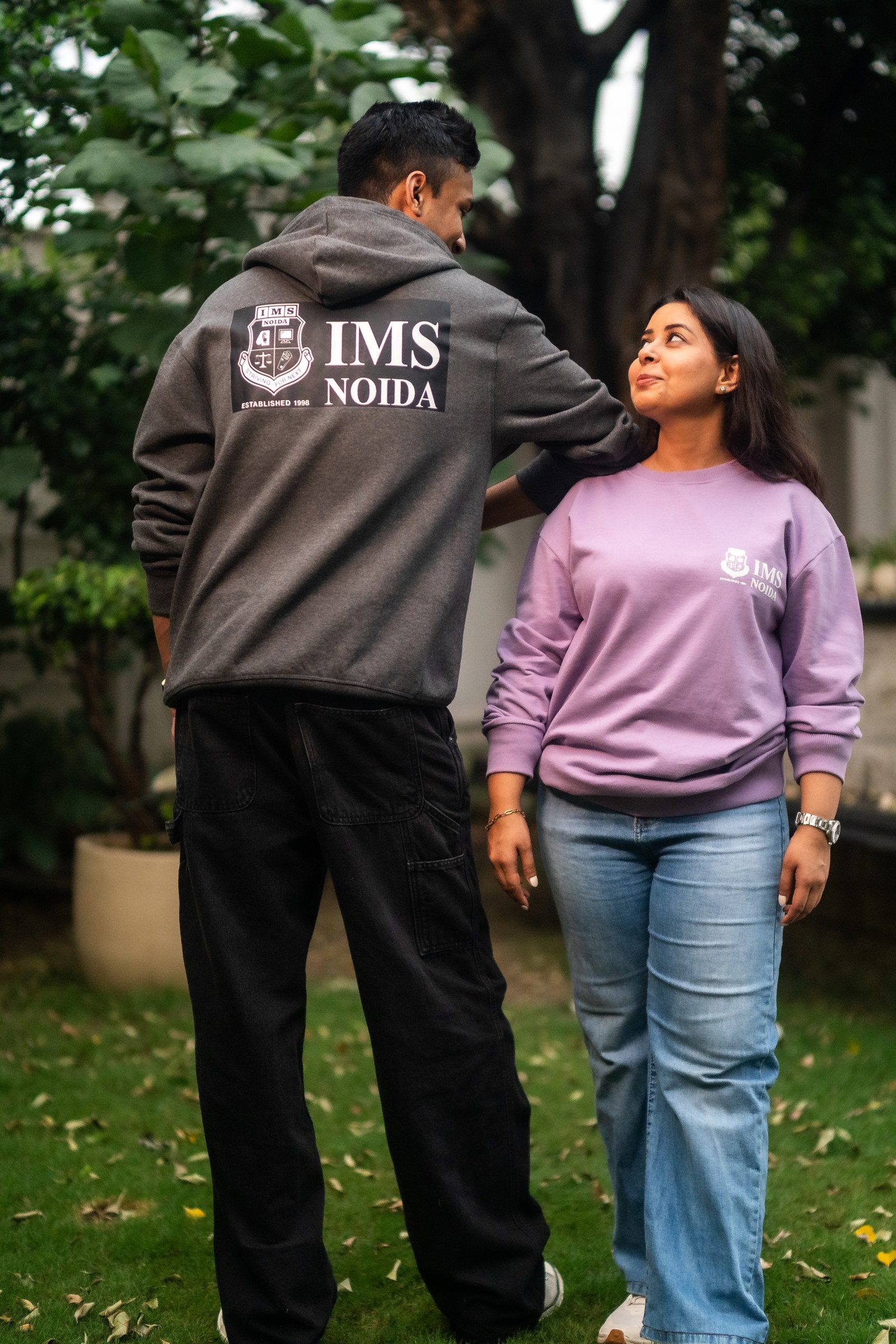 Green educational institution clothing for sustainable schools